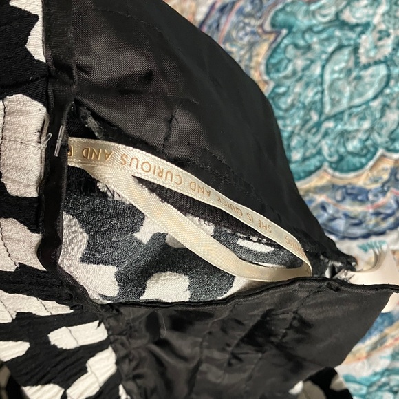 Kate Spade Monochrome Heart Pattern Pants - Picture 3 of 10